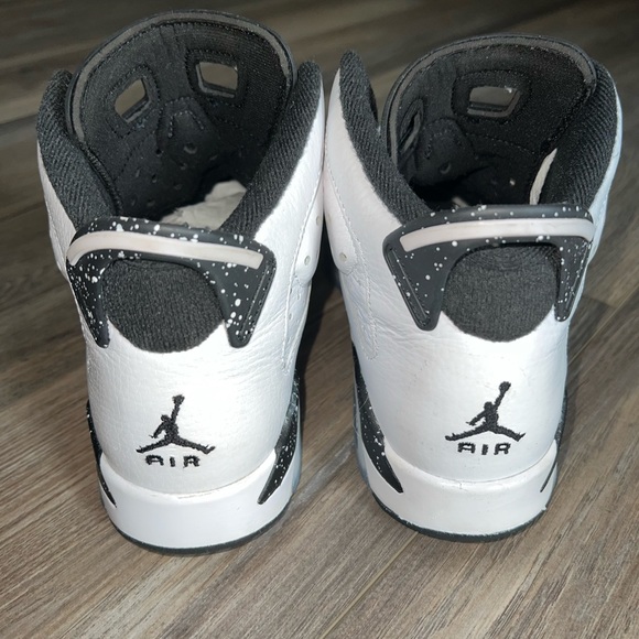 Jordan 6 - Picture 5 of 11